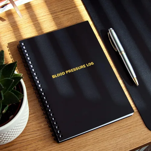 Vista 6 de Miru Cuaderno de registro de presión arterial A5 con tapa dura, cuaderno de presión arterial encuadernado en espiral, registro y monitoreo diario