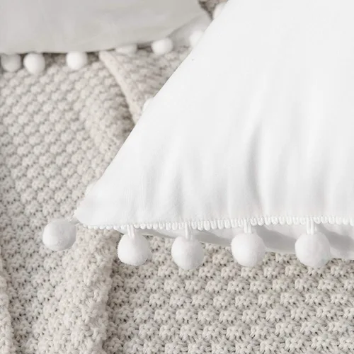 Vista 2 de Juego de 2 fundas de almohada decorativas con bonito pompones, funda de cojín cuadrada suave para decoración del hogar para sofá, cama