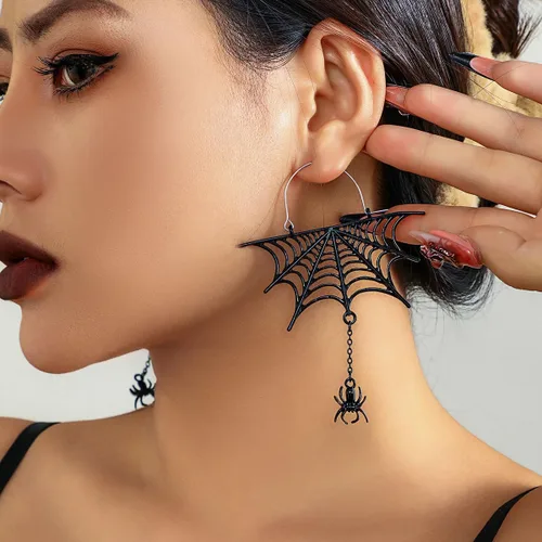 Vista 5 de FMR Aretes de telaraña de Halloween, aretes de araña, aretes colgantes de araña negra, aretes temáticos de Halloween, joyería para mujeres