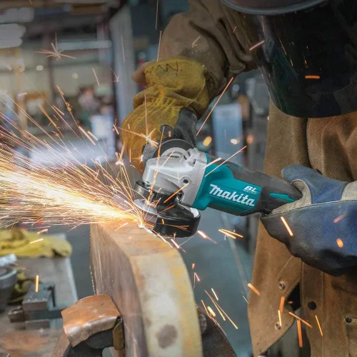 Vista 6 de Makita XAG11T 18V LXT® Amoladora Angular/Cortadora Inalámbrica de 4-1/2” / 5" sin Escobillas de Iones de Litio, con Interruptor de Pala y Freno