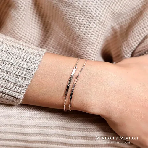 Vista 6 de Delicada barra pulsera de nombre Joyería con iniciales. Regalo perfecto.