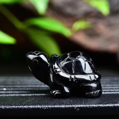 Vista 9 de HOMSFOU Estatua de tortuga de cristal, figura de tortuga de obsidiana negra, escultura natural tallada a mano, escultura de animal coleccionable