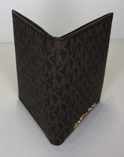 Vista 6 de Michael Kors Jet Set Travel Passport Wallet Case Signature MK Brown