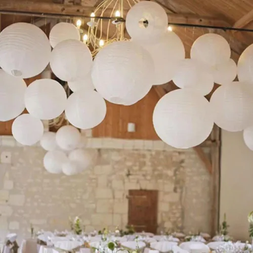 Vista 2 de 10 linternas de papel blanco chinas, japonesas, decorativas, redondas, colgantes, de 12 pulgadas, para San Valentín, aniversario, boda, graduación