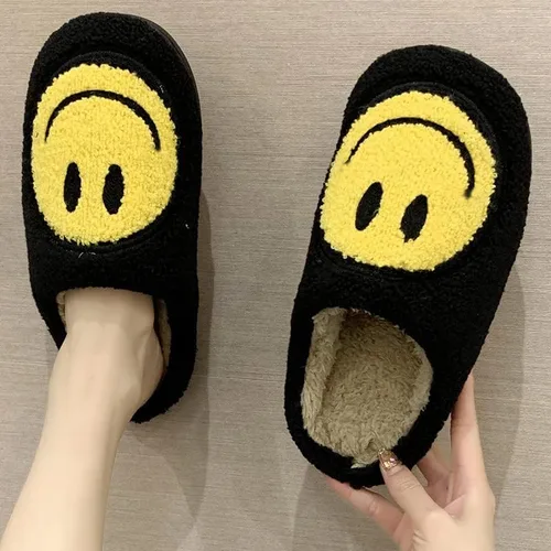 Vista 5 de Doxwater Pantuflas de cara sonriente para mujeres y hombres, cómodas y cálidas pantuflas de felpa sin cordones para invierno, interiores