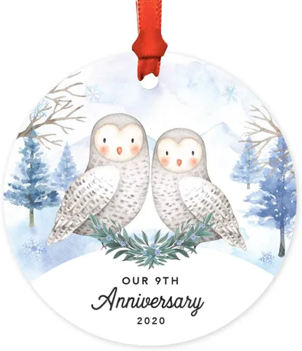 Vista 74 de Andaz Press Adorno redondo de recuerdo de Navidad, nuestro 10 aniversario 2025, búhos de nieve de invierno en acuarela, 1 paquete, incluye cinta