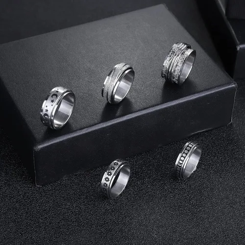 Vista 4 de Magitaco Anillos giratorios de acero inoxidable, anillos de banda para la ansiedad, anillos de luna y estrella, flores y mariposas para mujeres
