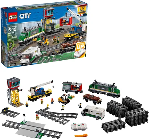 Vista 5 de LEGO City Cargo Train 60198 - Juego de construcción de tren a control remoto con pistas para niños, regalo ideal para niños y niñas (1226 piezas)