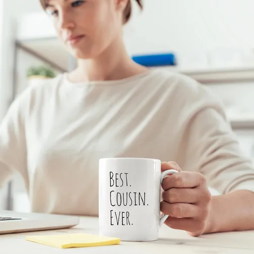 Vista 4 de Panvola Taza de café con texto en inglés "Best Cousin Ever", regalos para mujeres y hombres de la tía, tío, familia, reunión, vasos de cerámica, 11
