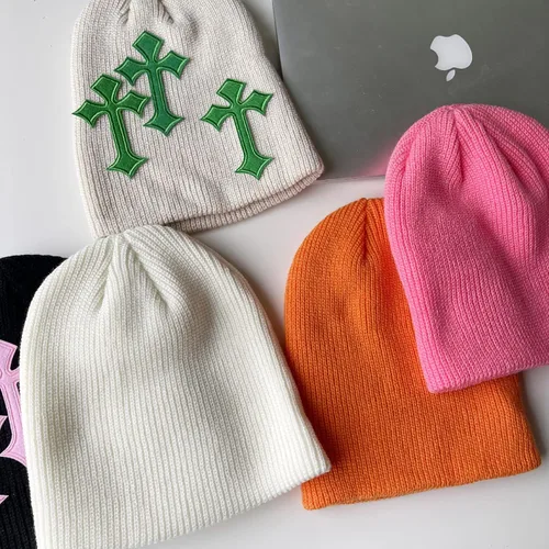 Vista 7 de Y2K - Sombrero de lana con cruz oscura, diseño de cruz, sombrero de pila suelta, sombrero de punto delgado, sombrero frío, otoño e invierno