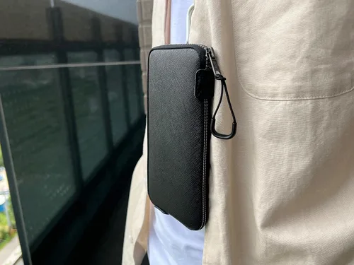 Vista 8 de OneJoy Bolsa de neopreno para teléfono, funda protectora ligera para teléfono celular con gran apertura de cremallera, bolsillo