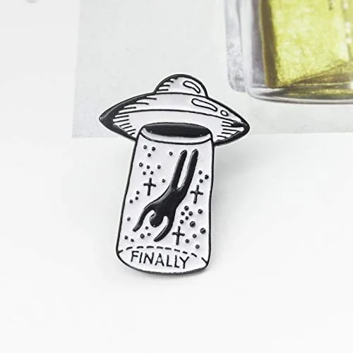 Vista 3 de Flairs New York - Broche de solapa esmaltado hecho a mano, Finalmente me llevó