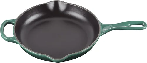 Vista 27 de Le Creuset Sartén de Hierro Fundido Esmaltado Signature con Mango de Hierro, 6.33", Cerise