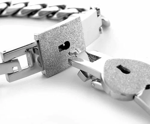 Vista 3 de MYNENEY Juego de pulsera y collar con cerradura para parejas, joyería para hombres y mujeres, regalo romántico para el día de San Valentín