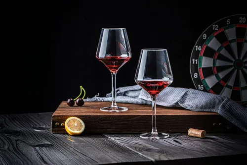 Vista 5 de Copas de vino de plástico con tallo de 16 onzas, vasos acrílicos multiusos, juego de 6 unidades, transparentes, reutilizables, resistentes a