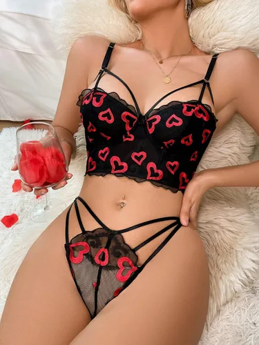 Vista 3 de WDIRARA Conjunto de lencería de 2 piezas para mujer conjunto de brasier y bragas con estampado de corazón corazón negro talla S Negro black Heart S