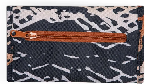 Vista 21 de KAVU Mondo Spender - Organizador de viaje con cartera triple
