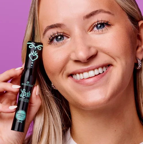 Vista 6 de essence Lash Princess False Lash Effect Mascara Voluminizante y alargador Libre de crueldad animal y sin parabenos