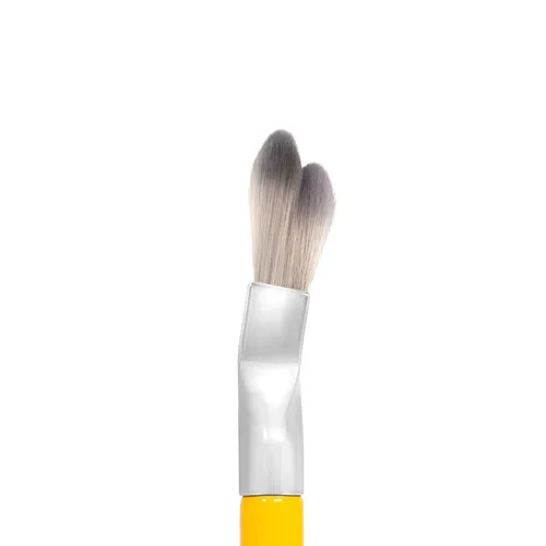 Vista 5 de Bdellium Tools Studio Series 952 - Brocha de maquillaje profesional, pequeña y redondeada, doble cúpula con fibras sintéticas suaves