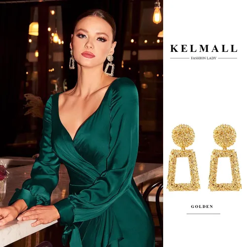 Vista 4 de Aretes geométricos con rectángulo colgante de oro, aretes modernos llamativos para mujer, colección KELMAL