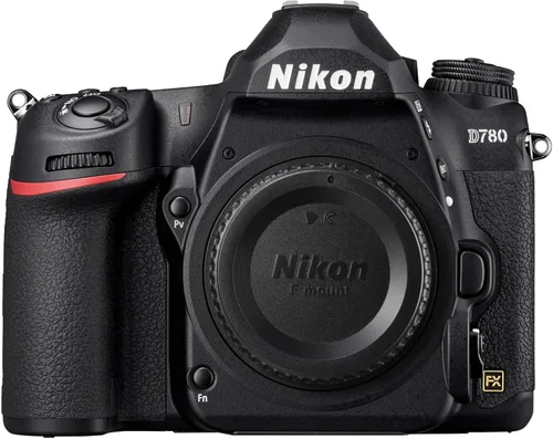 Vista 7 de Nikon D780 con AF-S NIKKOR 24-120mm f/4G ED VR