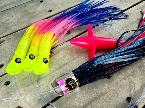 Vista 8 de Lobo Lures # 202 Bigeye - Cadena híbrida de margarita híbrida con diseño de atún de caramelo UV pelágico