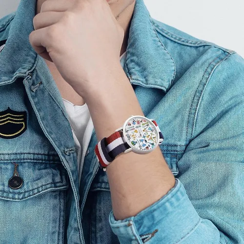 Vista 4 de Ciencia o química Elementos Reloj de pulsera ajustable Correa de reloj de pulsera ajustable fácil de leer con patrón impreso unisex