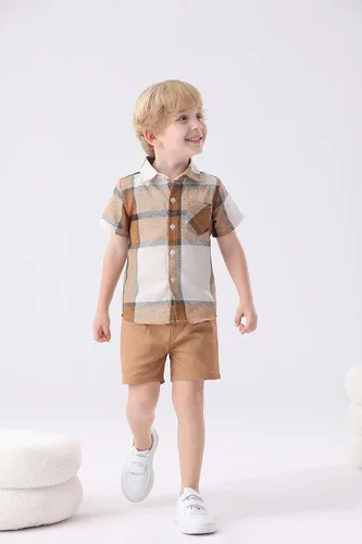 Vista 2 de Feidoog Paquete de 2 camisas a cuadros de manga corta con botones para bebés y niños pequeños Marrón+azul oscuro