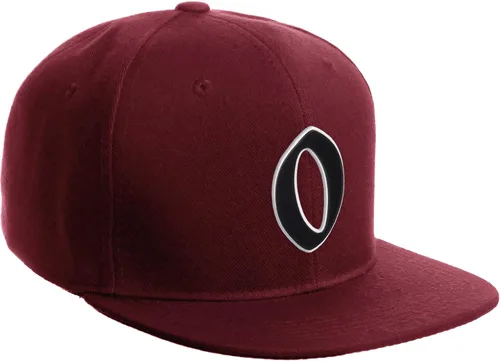 Vista 960 de Daxton Gorra clásica con visera de billete plano con letras del alfabeto inglés antiguo de la A a la Z