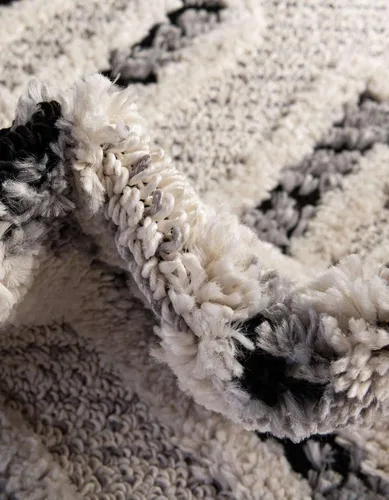 Vista 7 de Unique Loom Cherokee Collection Gatlinburg - Alfombra rectangular de 2 x 3 pies 1 pulgada, color blanco y negro