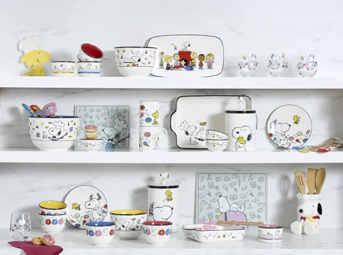 Vista 3 de Lenox 897573 Chef Snoopy - Juego de postre (12 piezas)