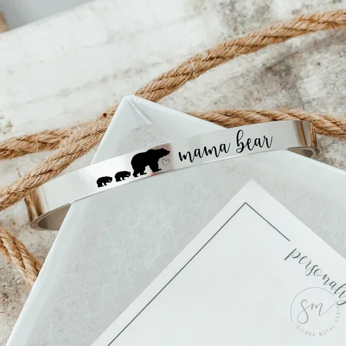 Vista 6 de Mama Bear Cuff Mama Bear Bracelet Gift For Mama Bear with Cubs Gift Valentines Day Gift Gift Birthday Personalized Amount of Cubs Mom Gift