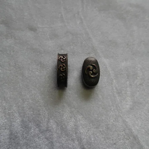 Vista 44 de Espada samurái japonesa KOSHIRAE – Aleación de Fuchi Kashira 01-44