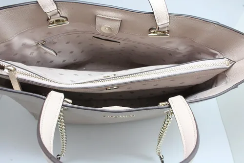 Vista 6 de Kate Spae New York Infinite - Bolsa grande con triple compartimento, color beige cálido, Negro