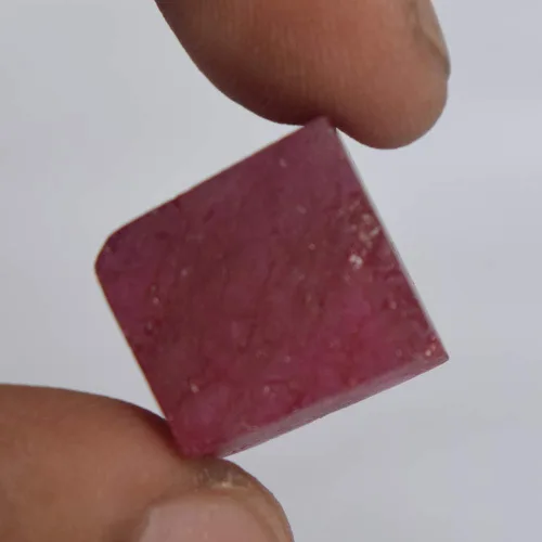 Vista 3 de GEMHUB Cubo facetado de rubí genuino de 30.50 quilates, piedra curativa, cubo de rubí rojo para la fabricación de joyas DY-815, Gema, africano