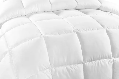 Vista 4 de Chezmoi Collection Edredón alternativo de plumón blanco cálido medio con bolsa de almacenamiento ahorradora de espacio, pestañas en las esquinas