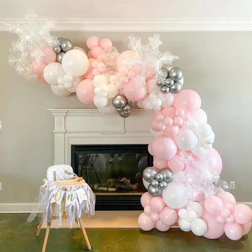 Vista 3 de 5 piezas globos transparentes de copo de nieve de 36 pulgadas, globos de lámina Mylar transparentes de copo de nieve navideños para decoraciones