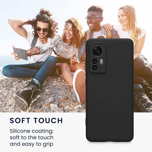 Vista 11 de kwmobile Funda compatible con Xiaomi 12/12X - Funda protectora delgada de TPU para teléfono - Acabado mate suave - Negro mate