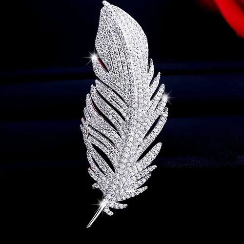 Vista 2 de Broche de plumas de diamantes de imitación para mujeres y hombres, alfileres de hoja de cristal, ramillete de joyería para sombrero, bolsa, traje