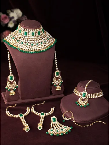 Vista 3 de Indian Traditional Bridal Choker Necklace Matha Patti Nose Ring Haath Phool Earrings Bollywood Jewelry