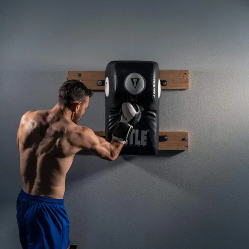 Vista 7 de TITLE Boxing Bolsa de entrenamiento de amenaza de montaje en pared - Bolsa de corte superior, saco de boxeo en ángulo