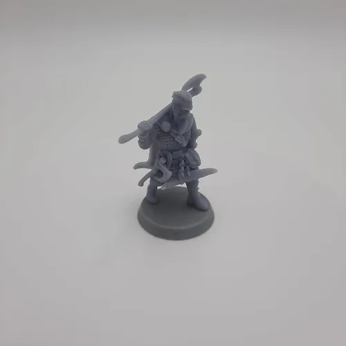 Vista 3 de Guerrero vikingo - RPG - Calabozos y Dragones - DND - Pathfinder - Destino de las norias - Figurita en miniatura (gris/sin pintar) (Bjorn)