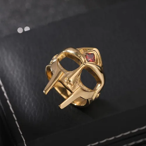 Vista 6 de DOOM - Anillo de máscara para hombre, estilo gladiador, anillo de acero inoxidable de titanio dorado rubí
