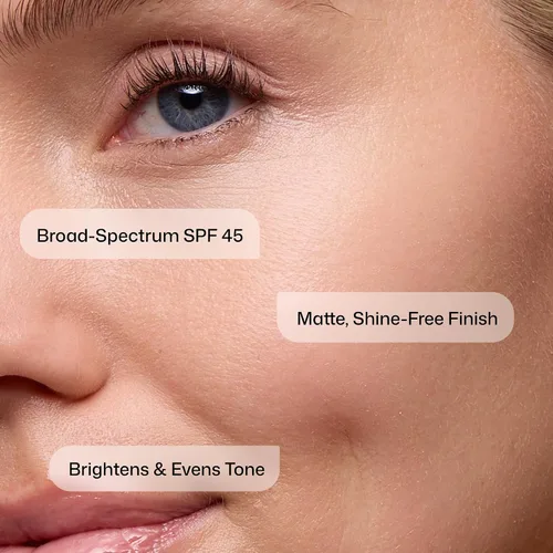 Vista 4 de Revision Skincare Intellishade Mate 5 en 1 crema hidratante teñida antienvejecimiento con SPF 45, corrige, protege, oculta, ilumina e hidrata