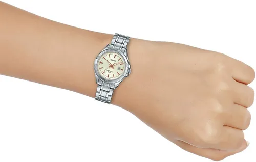 Vista 5 de Casio LTP1308D-9AV Reloj analógico de acero inoxidable con esfera champán con fecha y fecha para mujer, plateado, Casual