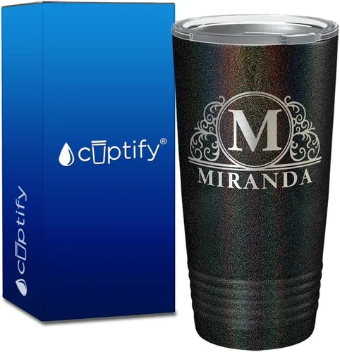 Vista 17 de Vaso personalizado de regalo de cumpleaños para mujeres y hombres, con monograma de escritura dividida, inicial y nombre grabado en negro, taza