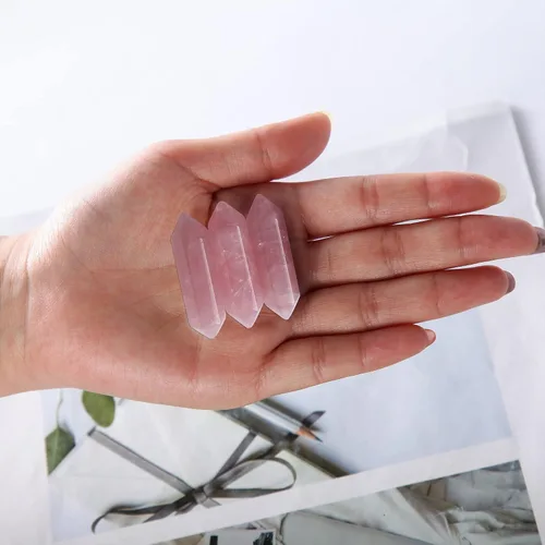 Vista 11 de JIC Gem 20 varitas de cristal de cuarzo rosa, 6 piedras facetadas de Reiki, cristales curativos de cuarzo rosa, puntos de cristales curativos a