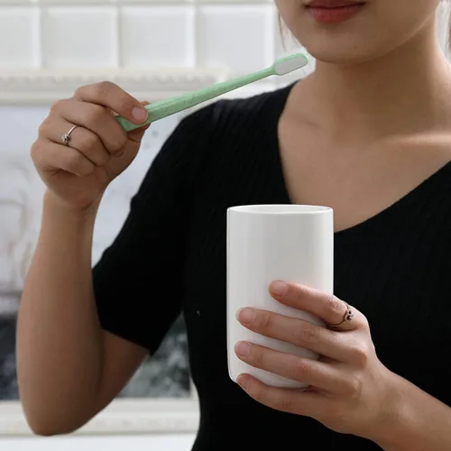 Vista 3 de Taza de enjuague bucal de cerámica, lavado de baño casero simple y estante de cepillo, tazas de desayuno de leche y yogur. (Blanco-A)