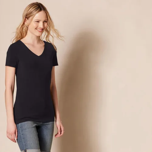 Vista 236 de Amazon Essentials Women's Regular-Fit Short-Sleeve Crewneck T-Shirt