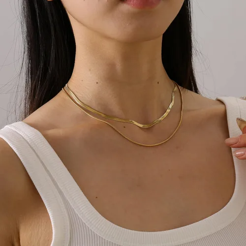 Vista 5 de Mauzew Collar de cadena de serpiente chapada en oro de 18 quilates, collar de espiga en capas, gargantilla para mujer, collares con dije de punto